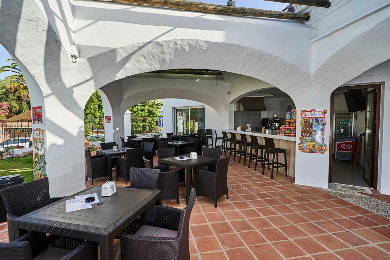 Hotel Bajamar Ancladero Playa Nerja Kültér fotó
