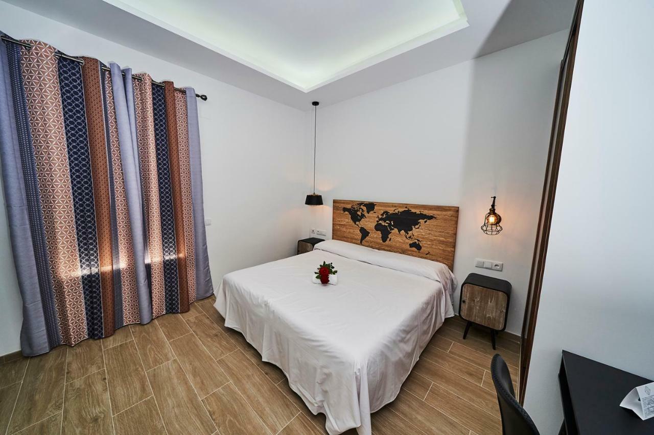 Hotel Bajamar Ancladero Playa Nerja Kültér fotó