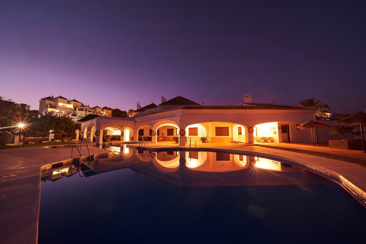 Hotel Bajamar Ancladero Playa Nerja Kültér fotó